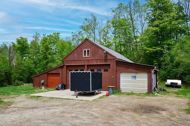 345 Ireland St, Chesterfield, MA 01084