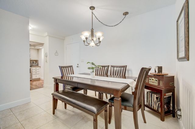 3221 S Ocean Boulevard 704, Highland Beach, FL 33487