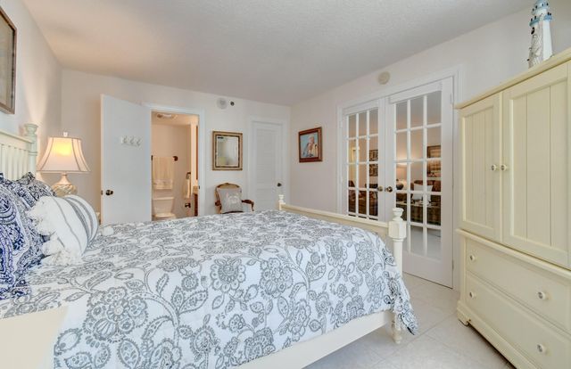3221 S Ocean Boulevard 704, Highland Beach, FL 33487