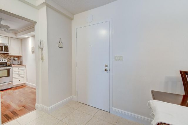 3221 S Ocean Boulevard 704, Highland Beach, FL 33487