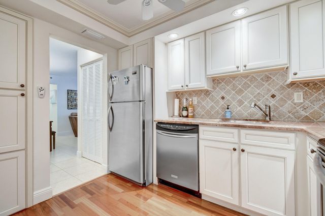 3221 S Ocean Boulevard 704, Highland Beach, FL 33487