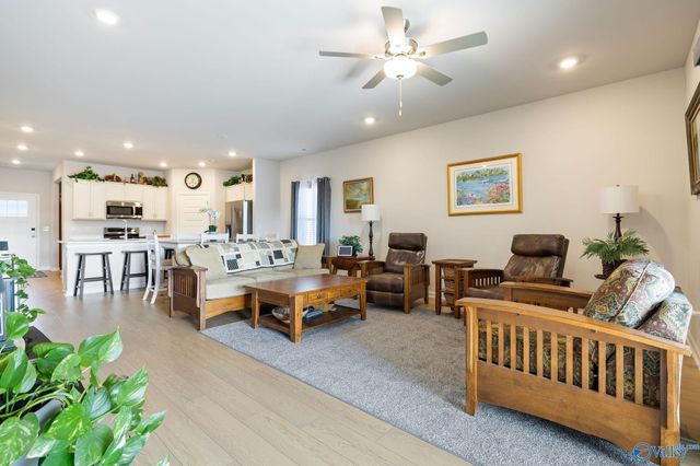 25251 Evanford Drive, Athens, AL 35613