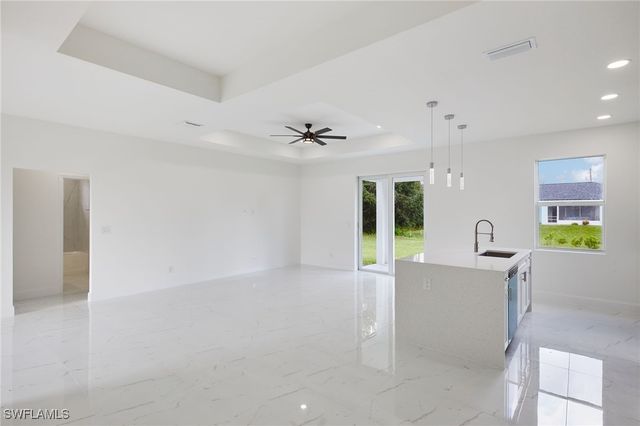 6135 Hester AVE, Fort Myers, FL 33905