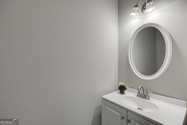 3941 Lake Pass Lane, Suwanee, GA 30024