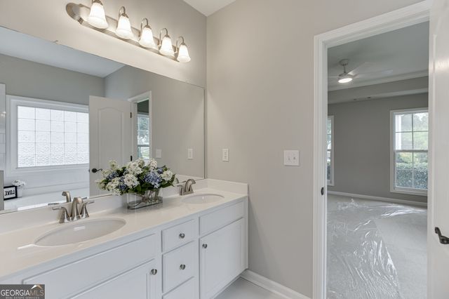 3941 Lake Pass Lane, Suwanee, GA 30024