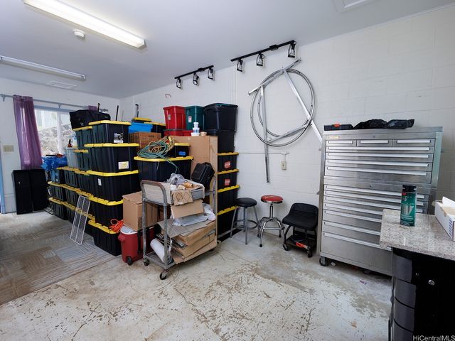 51-450 Kekio Road, Kaaawa, HI 96730