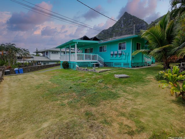 51-450 Kekio Road, Kaaawa, HI 96730