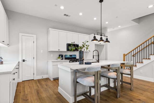4709 Virginia Avenue 2, Dallas, TX 75204