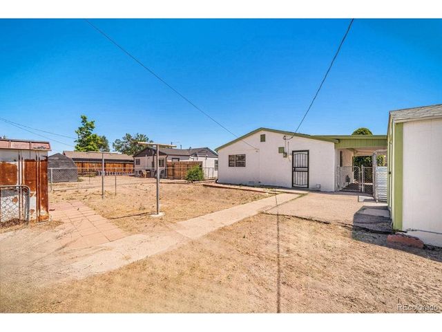1711 Henry Ave, Pueblo, CO 81005