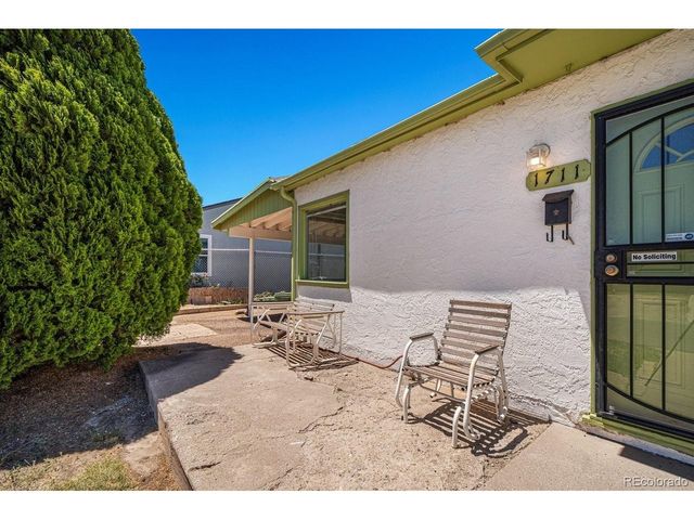 1711 Henry Ave, Pueblo, CO 81005