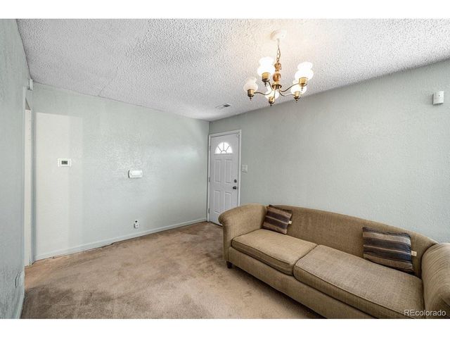 1711 Henry Ave, Pueblo, CO 81005