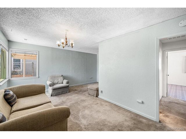 1711 Henry Ave, Pueblo, CO 81005