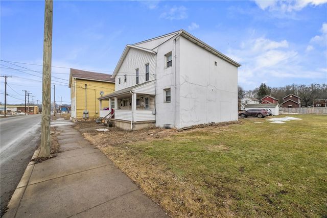 725 S Mill St, New Castle, PA 16101