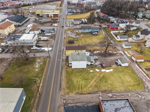 725 S Mill St, New Castle, PA 16101