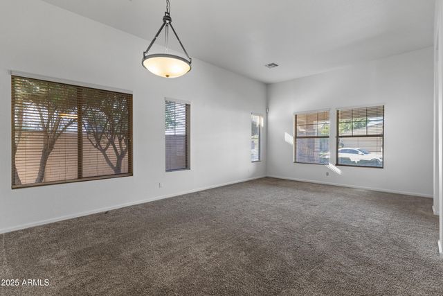 7651 S MYRTLE Avenue, Tempe, AZ 85284