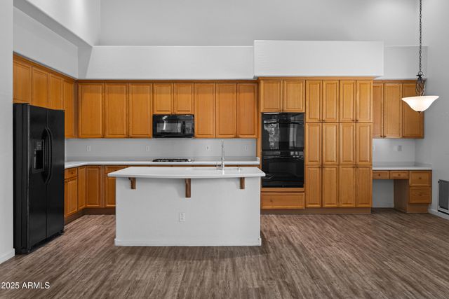 7651 S MYRTLE Avenue, Tempe, AZ 85284