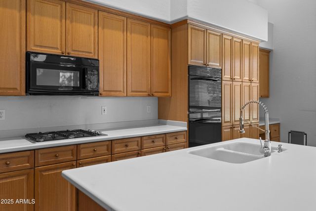 7651 S MYRTLE Avenue, Tempe, AZ 85284