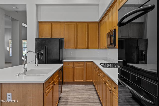 7651 S MYRTLE Avenue, Tempe, AZ 85284