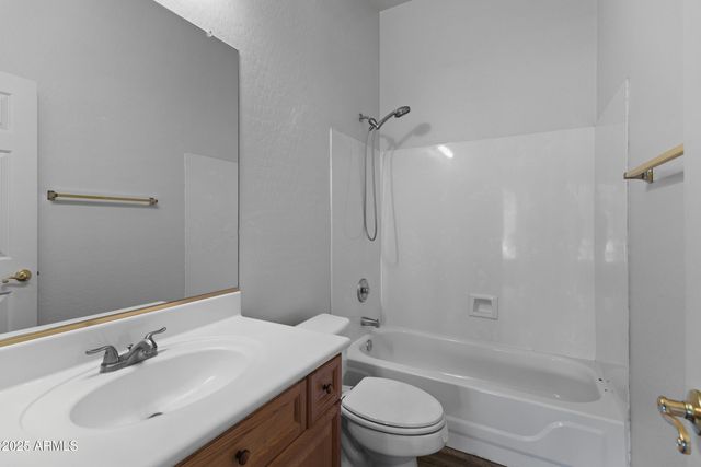 7651 S MYRTLE Avenue, Tempe, AZ 85284