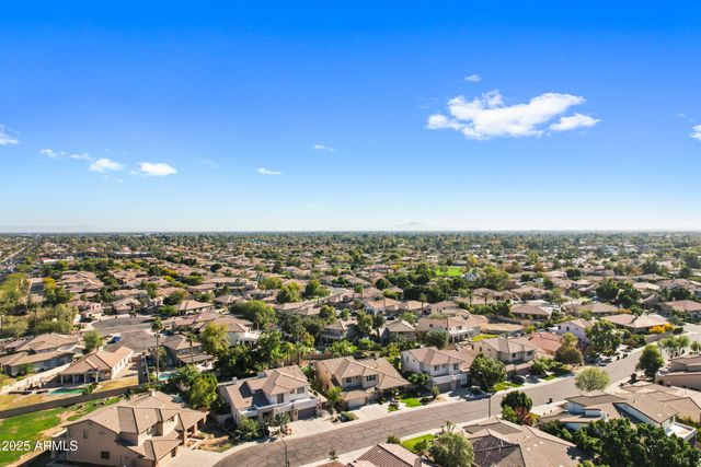 7651 S MYRTLE Avenue, Tempe, AZ 85284