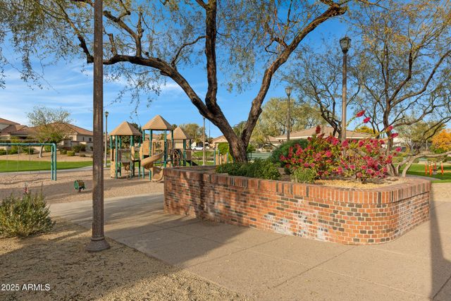 7651 S MYRTLE Avenue, Tempe, AZ 85284