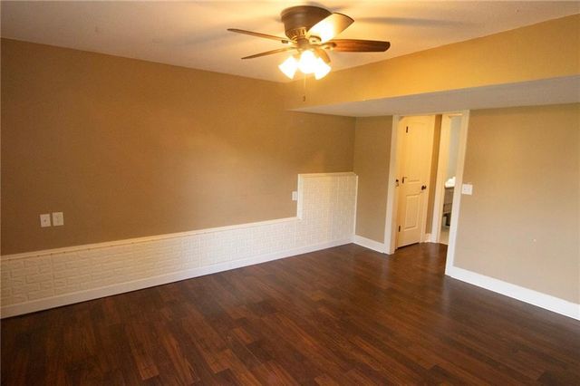 3804 Kingston Court, St Joseph, MO 64506