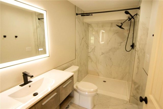 3804 Kingston Court, St Joseph, MO 64506