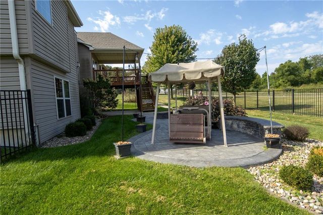 3804 Kingston Court, St Joseph, MO 64506