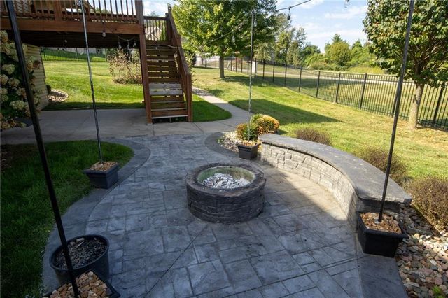 3804 Kingston Court, St Joseph, MO 64506