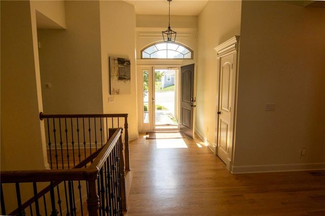 3804 Kingston Court, St Joseph, MO 64506