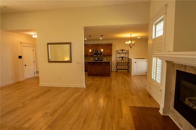 3804 Kingston Court, St Joseph, MO 64506