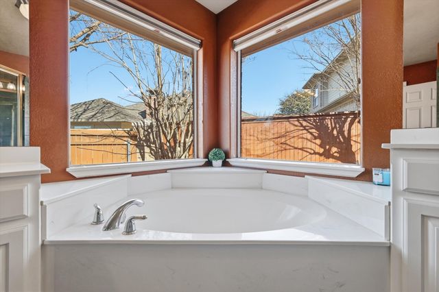 632 Wyndham Circle, Keller, TX 76248