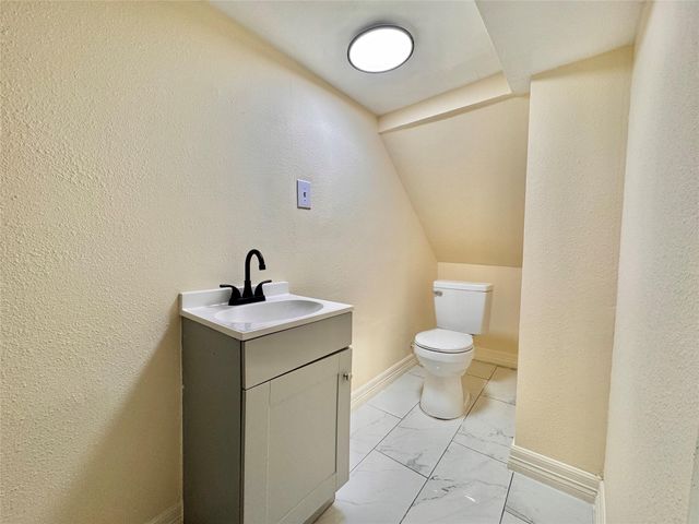 27 Norwood Street, Houston, TX 77011