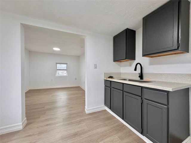 27 Norwood Street, Houston, TX 77011