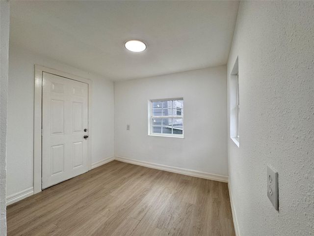 27 Norwood Street, Houston, TX 77011