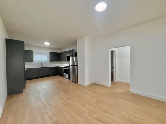 27 Norwood Street, Houston, TX 77011