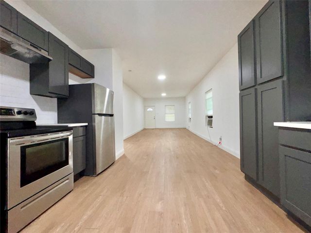 27 Norwood Street, Houston, TX 77011