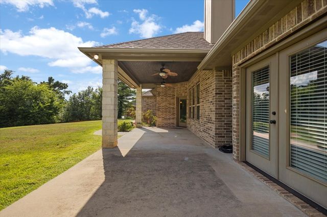 19623 Dove Ridge Drive, Lindale, TX 75771