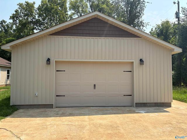 401 SW 11th Avenue, Decatur, AL 35601