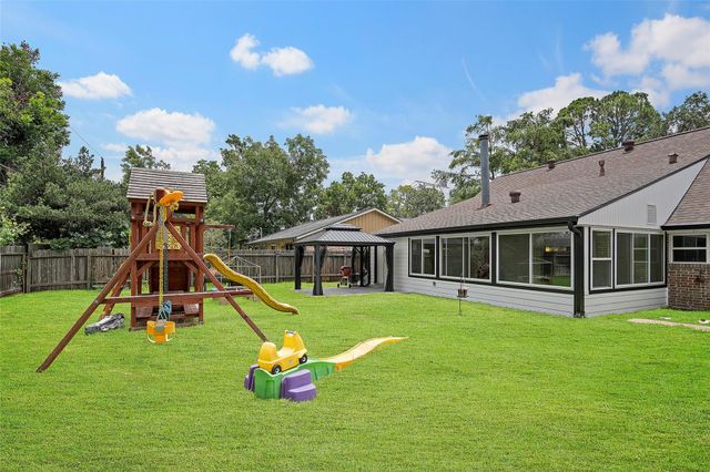 10642 Mayfield Road, Houston, TX 77043