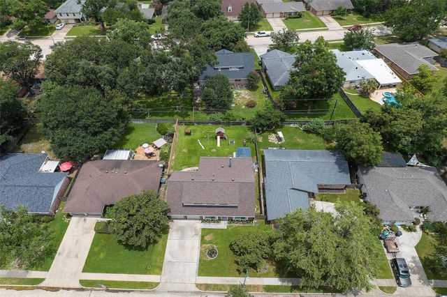 10642 Mayfield Road, Houston, TX 77043