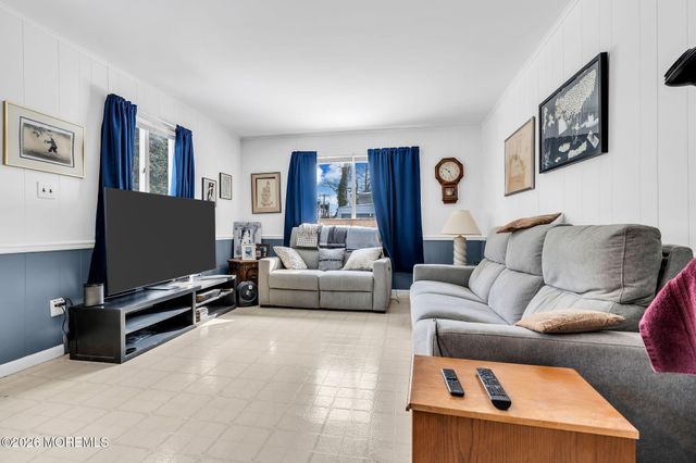 611 Blanchard Parkway, Allenhurst, NJ 07711