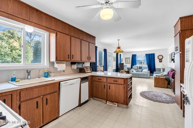 611 Blanchard Parkway, Allenhurst, NJ 07711