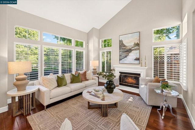 81 Monza Ct, Danville, CA 94526