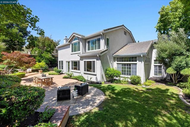81 Monza Ct, Danville, CA 94526