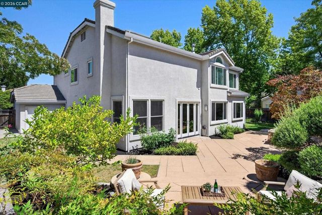 81 Monza Ct, Danville, CA 94526