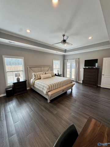 419 Pembrooke Circle, Hartselle, AL 35640