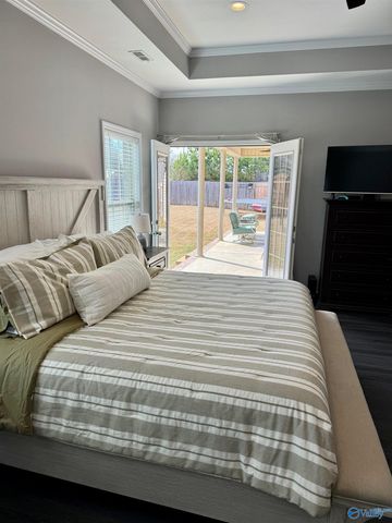 419 Pembrooke Circle, Hartselle, AL 35640