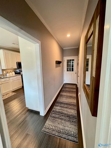 419 Pembrooke Circle, Hartselle, AL 35640