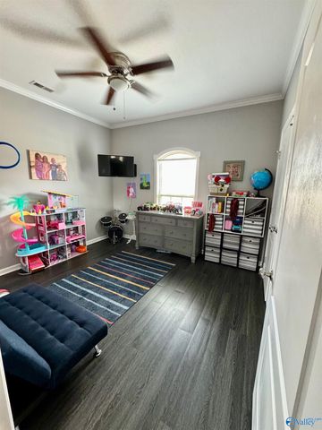 419 Pembrooke Circle, Hartselle, AL 35640